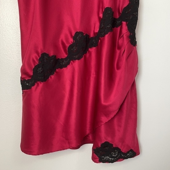 Victoria’s Secret Vintage Gold Label Red Black Satin Slip Dress - Picture 4 of 6